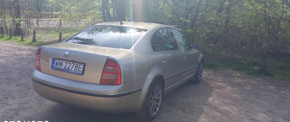 Skoda Superb cena 7700 przebieg: 285000, rok produkcji 2004 z Hajnówka małe 67